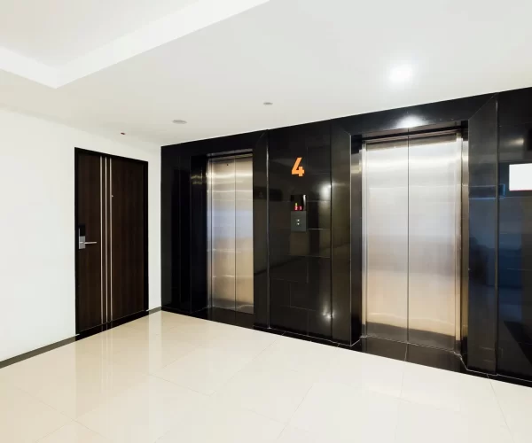 imgi_44_elevator-building_1150-10723